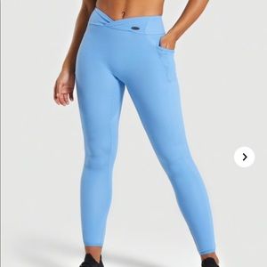 🚫SOLD🚫NWT Gymshark Poise Blue leggings